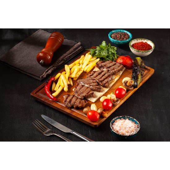 Bonfile Lokum (Dana bonfile eti, patates kızartması, mantar, sarımsak ve garnitürler ile servis edilir)